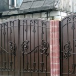 Распашные кованые ворота Владивосток
