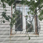Кованые черные решетки на окна ул. Шевченко Владивосток