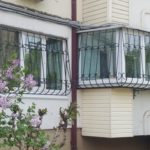Кованые решетки на окна и балкон Владивосток